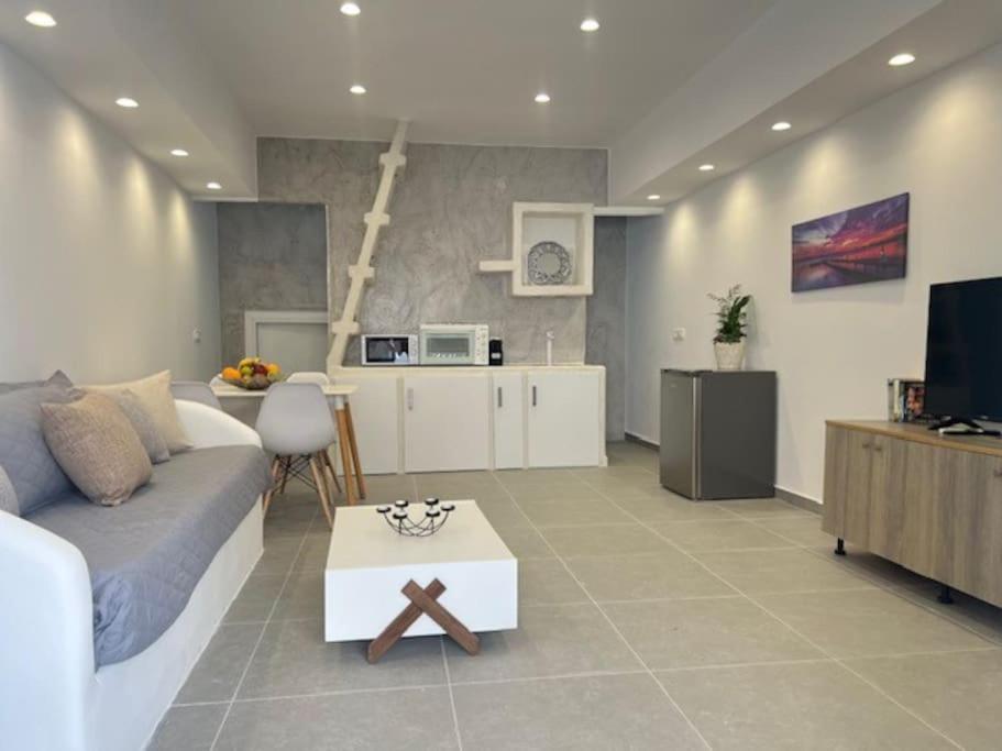 Villa Family Emporio  Екстериор снимка