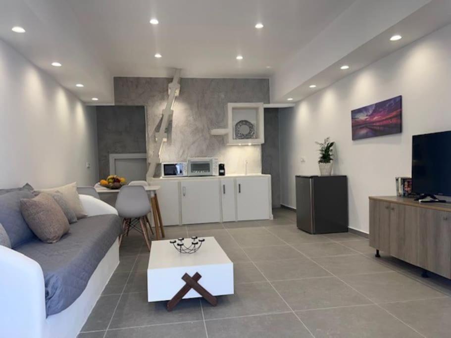 Villa Family Emporio  Екстериор снимка